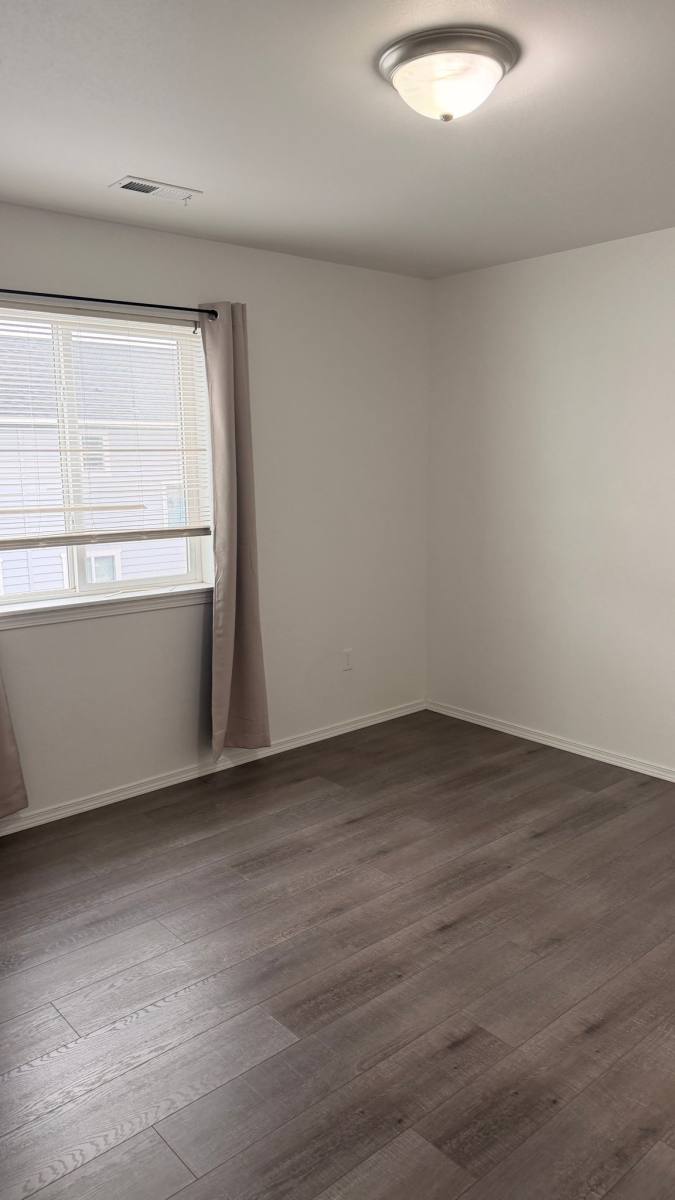 Townhouse for rent at 2625 W Marina Dr #4, Moses Lake, WA 98837