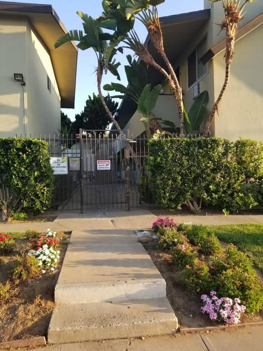 Apartment for rent at 917 E Madison Ave, El Cajon, CA 92021