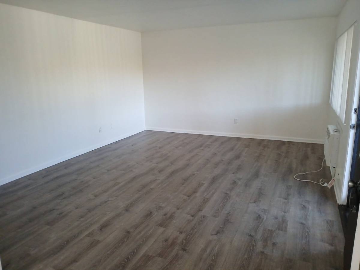 Apartment for rent at 917 E Madison Ave, El Cajon, CA 92021