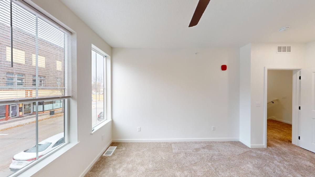 Townhouse for rent at 121 N Federal Ave, Mason City, IA 50401