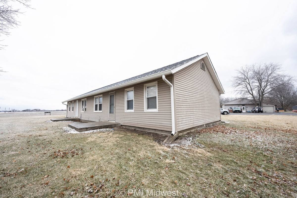 Apartment for rent at 4881 S 300 W #8, New Palestine, IN 46163