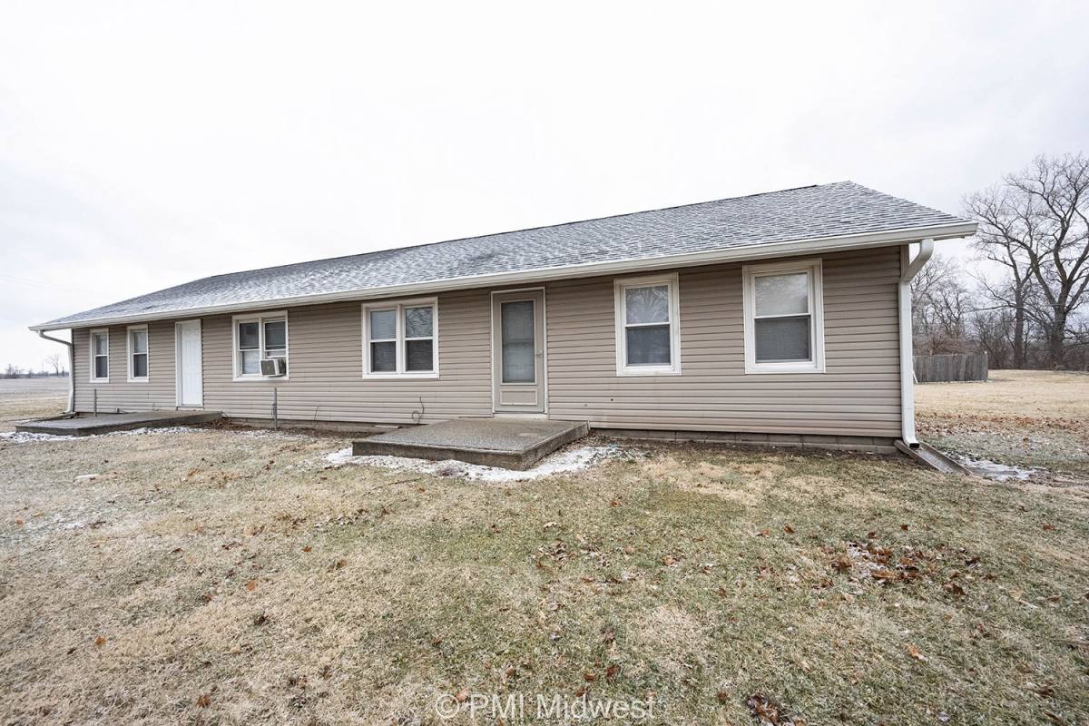 Apartment for rent at 4881 S 300 W #8, New Palestine, IN 46163