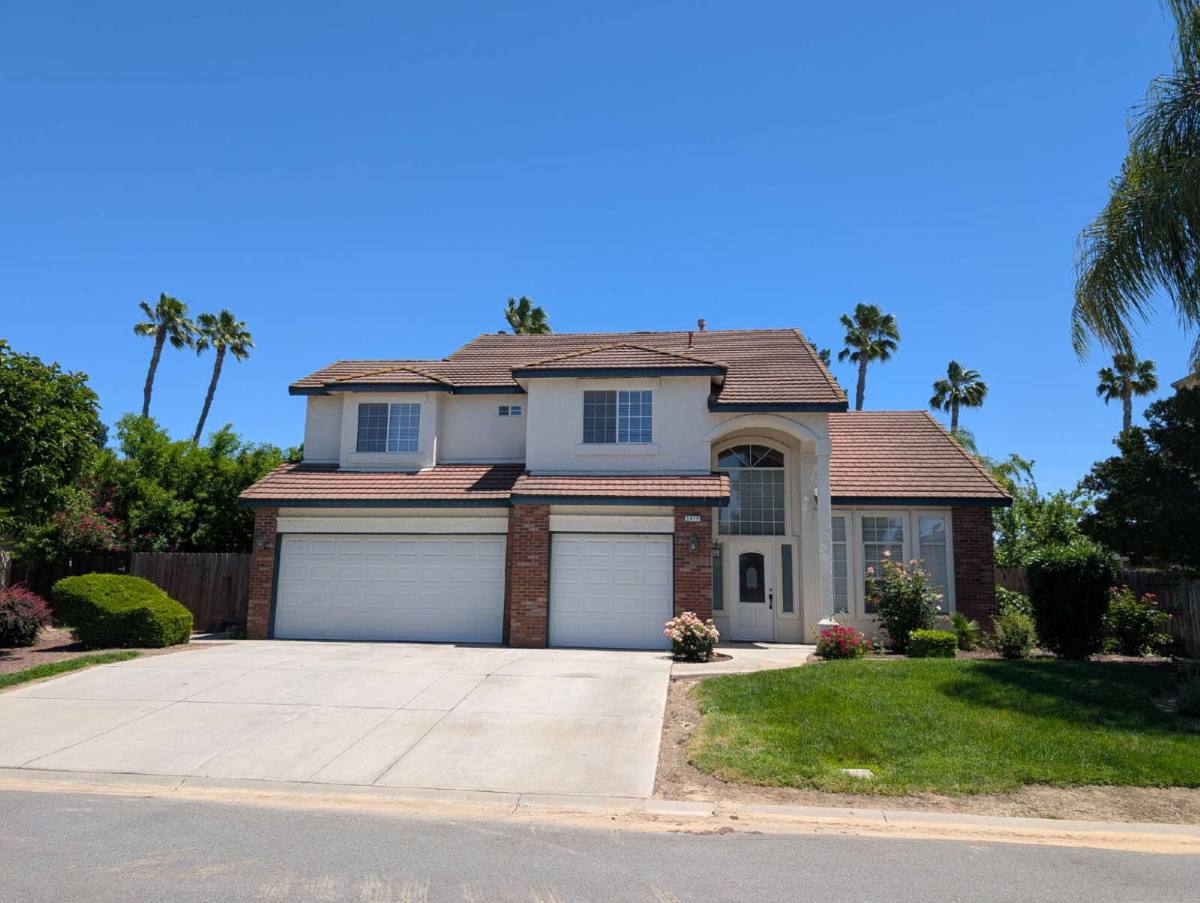House for rent at 5075 Congressional St, Chowchilla, CA 93610