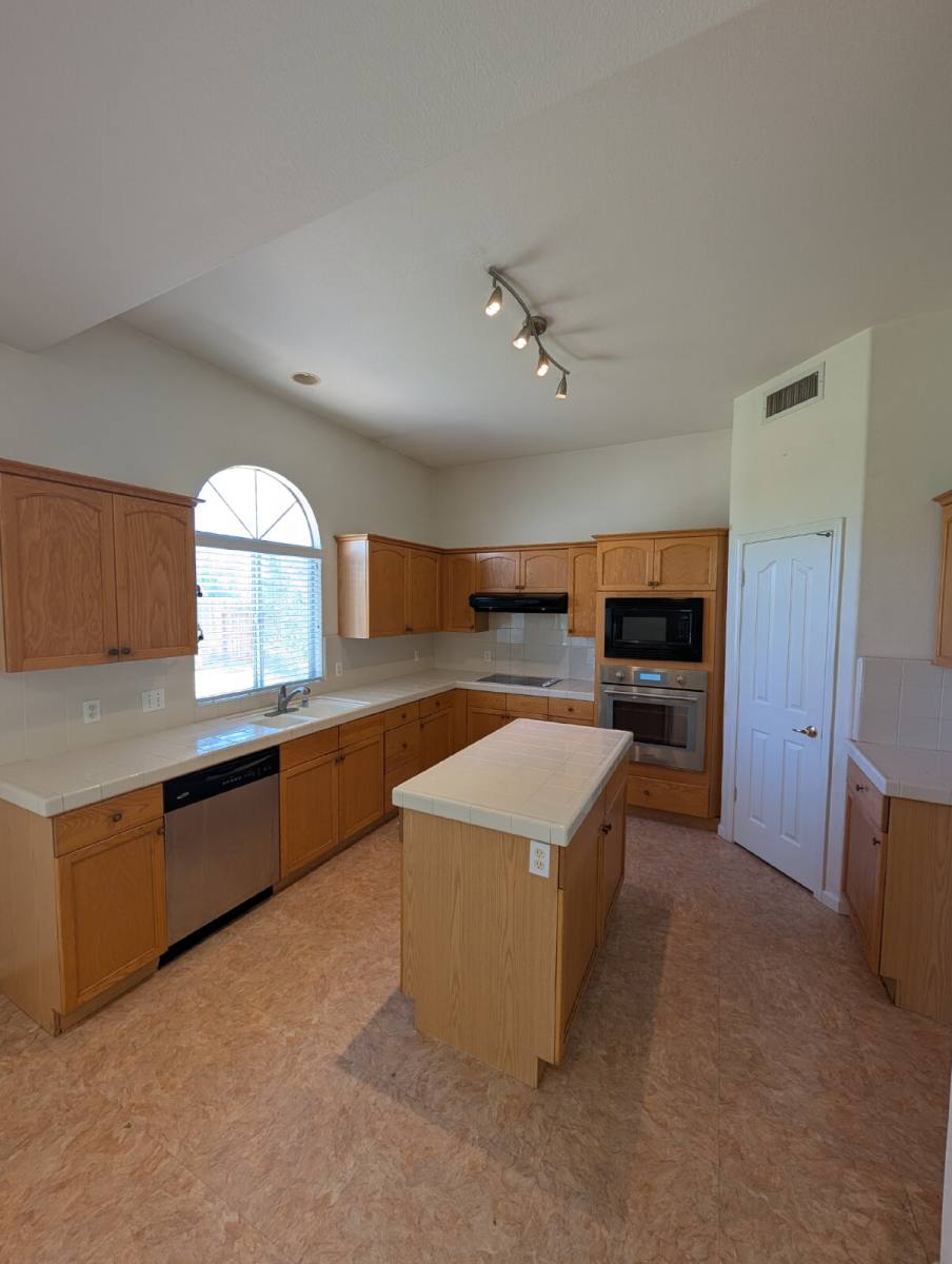 House for rent at 5075 Congressional St, Chowchilla, CA 93610