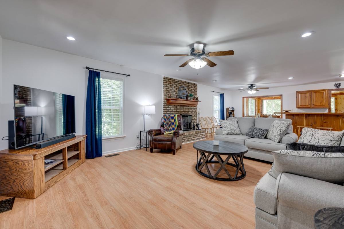 House for rent at 970 E Old Limestone, York, SC 29745