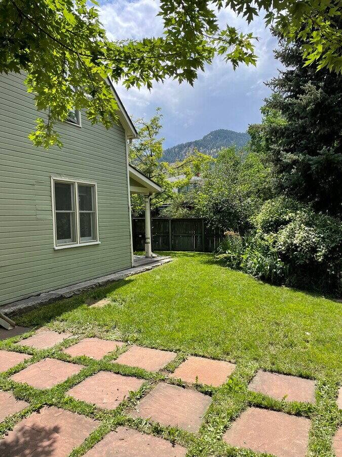 Apartment for rent at 1544 9th St #A, Boulder, CO 80302