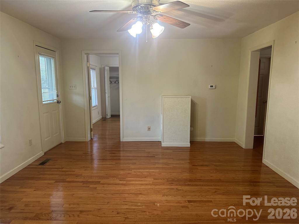 House for rent at 328 Bloody Fork Rd, Burnsville, NC 28714