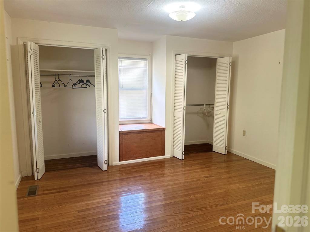 House for rent at 328 Bloody Fork Rd, Burnsville, NC 28714