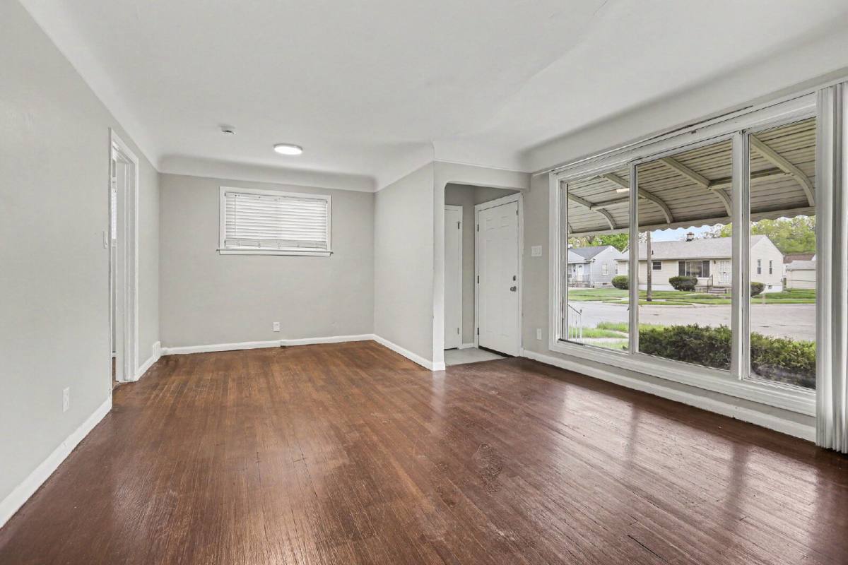House for rent at 1189 Woodland Dr, Inkster, MI 48141