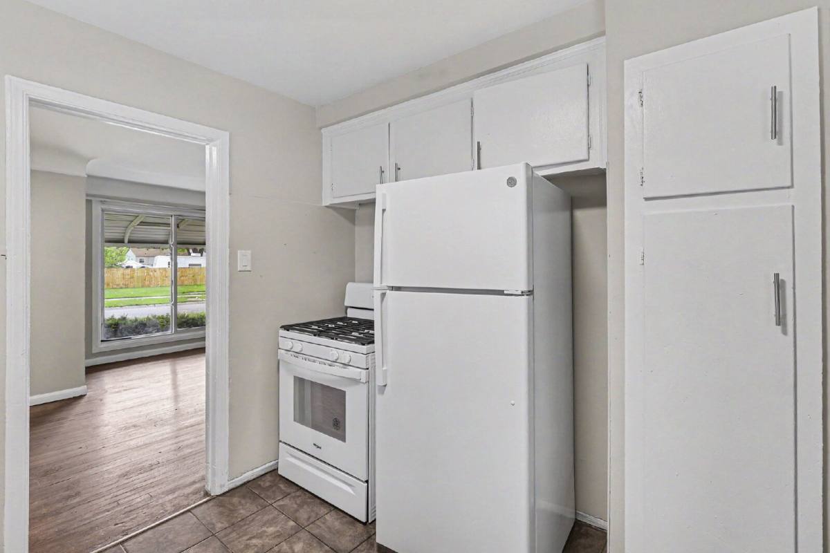 House for rent at 1189 Woodland Dr, Inkster, MI 48141