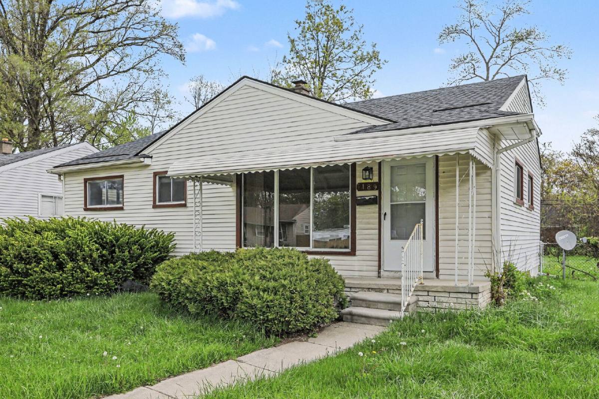 House for rent at 1189 Woodland Dr, Inkster, MI 48141