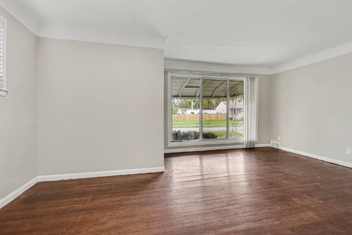 House for rent at 1189 Woodland Dr, Inkster, MI 48141