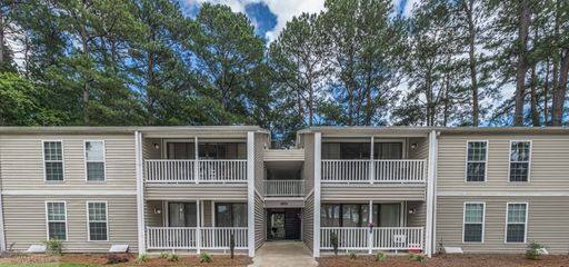 Apartment for rent at 103 E Lockhaven Dr #J, Goldsboro, NC 27534