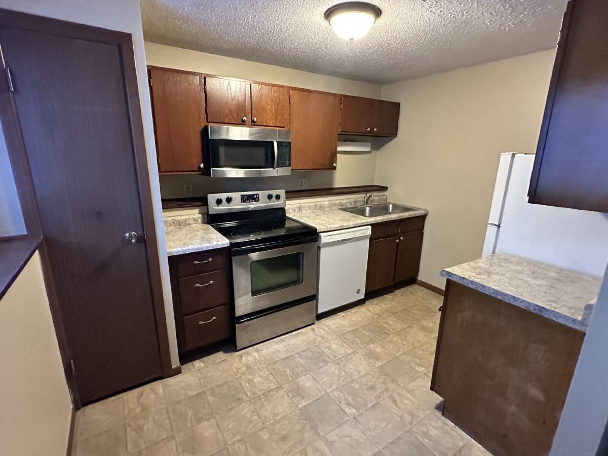 Apartment for rent at 1510 Terrace Dr #D, Minot, ND 58703