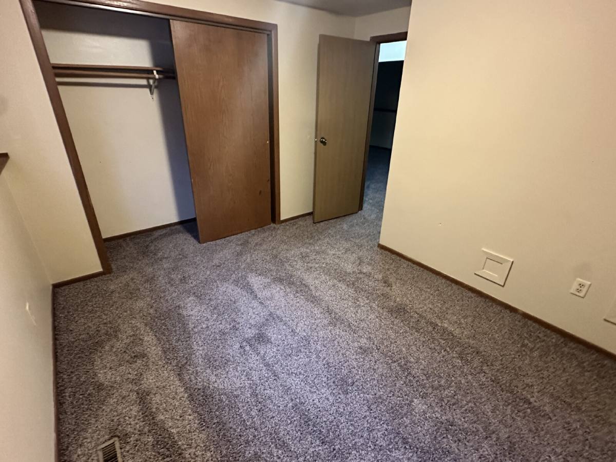 Apartment for rent at 1510 Terrace Dr #D, Minot, ND 58703