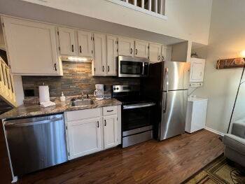 Townhouse for rent at 440 Fall Creek Dr #6, Branson, MO 65616