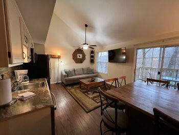 Townhouse for rent at 440 Fall Creek Dr #6, Branson, MO 65616