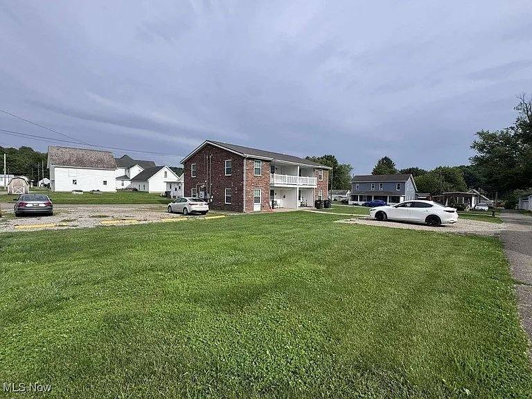 Apartment for rent at 545 E McConnel Ave #2, McConnelsville, OH 43756