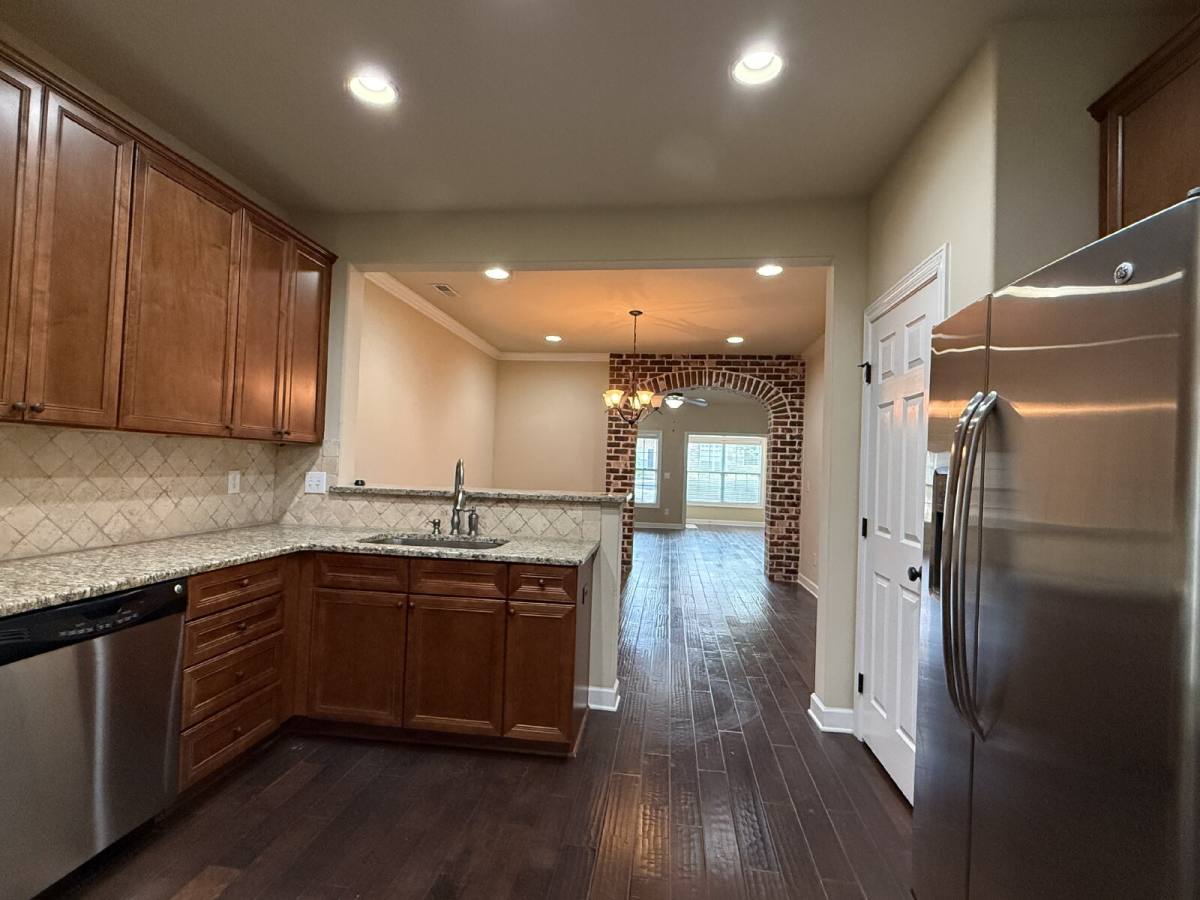 Townhouse for rent at 1012 Scarlet Woods, Huntsville, AL 35806