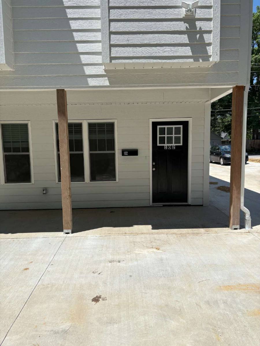 Townhouse for rent at 708 N William St #102, Columbia, MO 65201