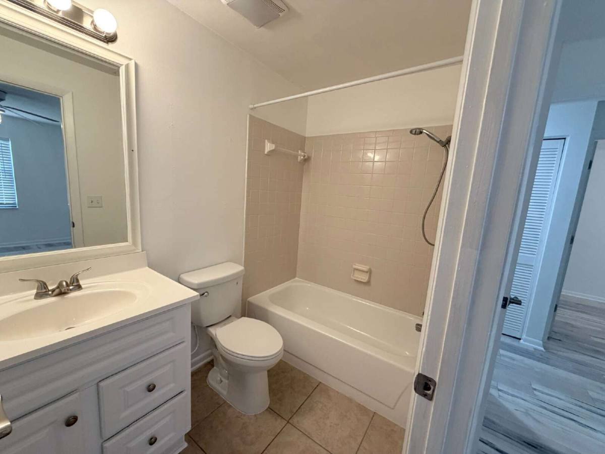 Condo for rent at 6125 Topher Trail, Mulberry, FL 33860