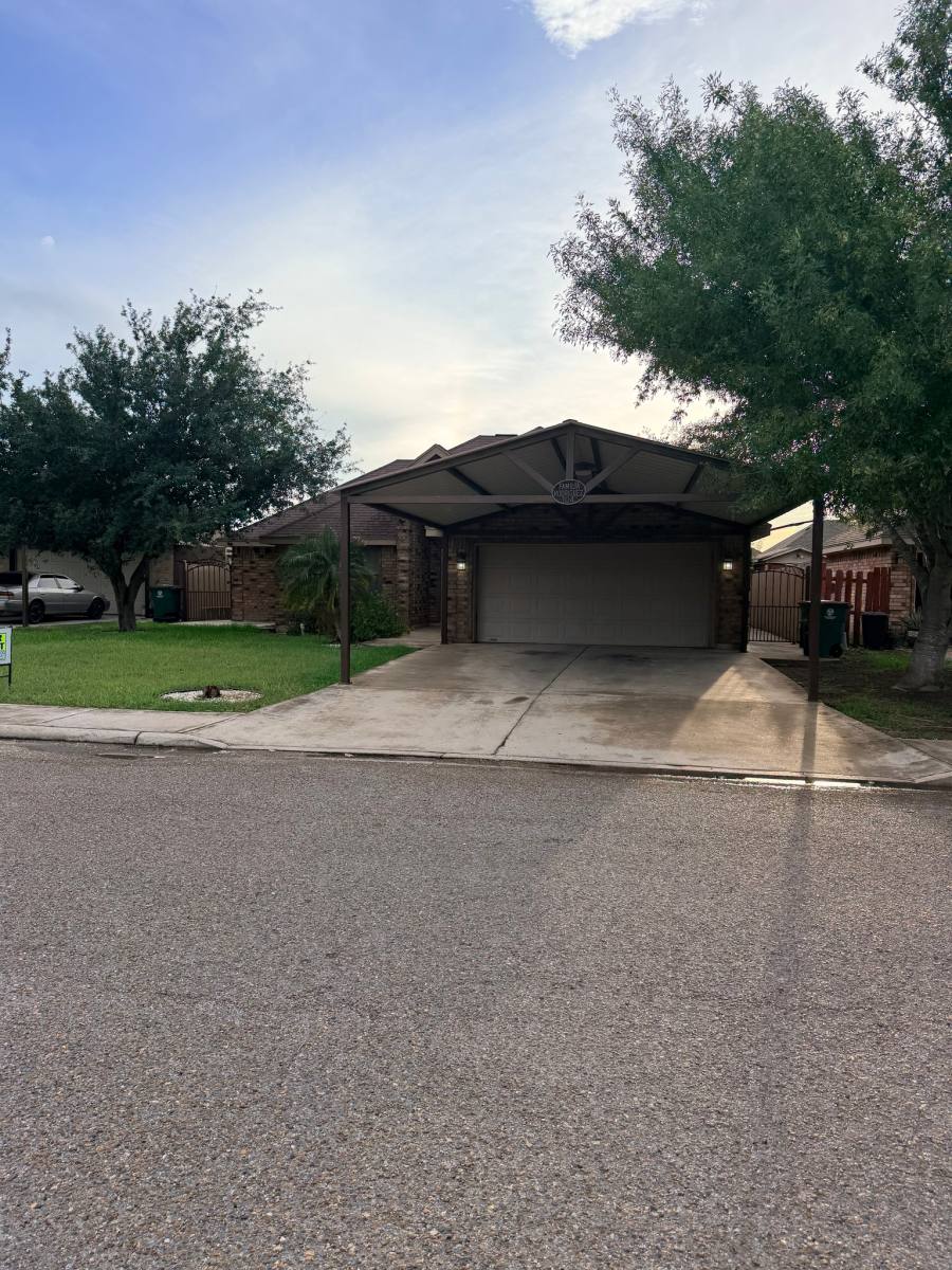 House for rent at 704 S 17th St, Hidalgo, TX 78557
