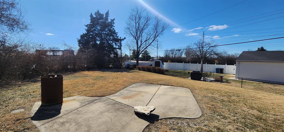 House for rent at 9955 Live Oak Court, Saint Louis, MO 63123