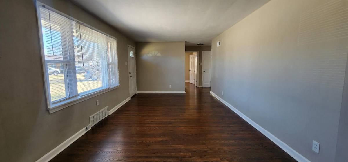House for rent at 9955 Live Oak Court, Saint Louis, MO 63123