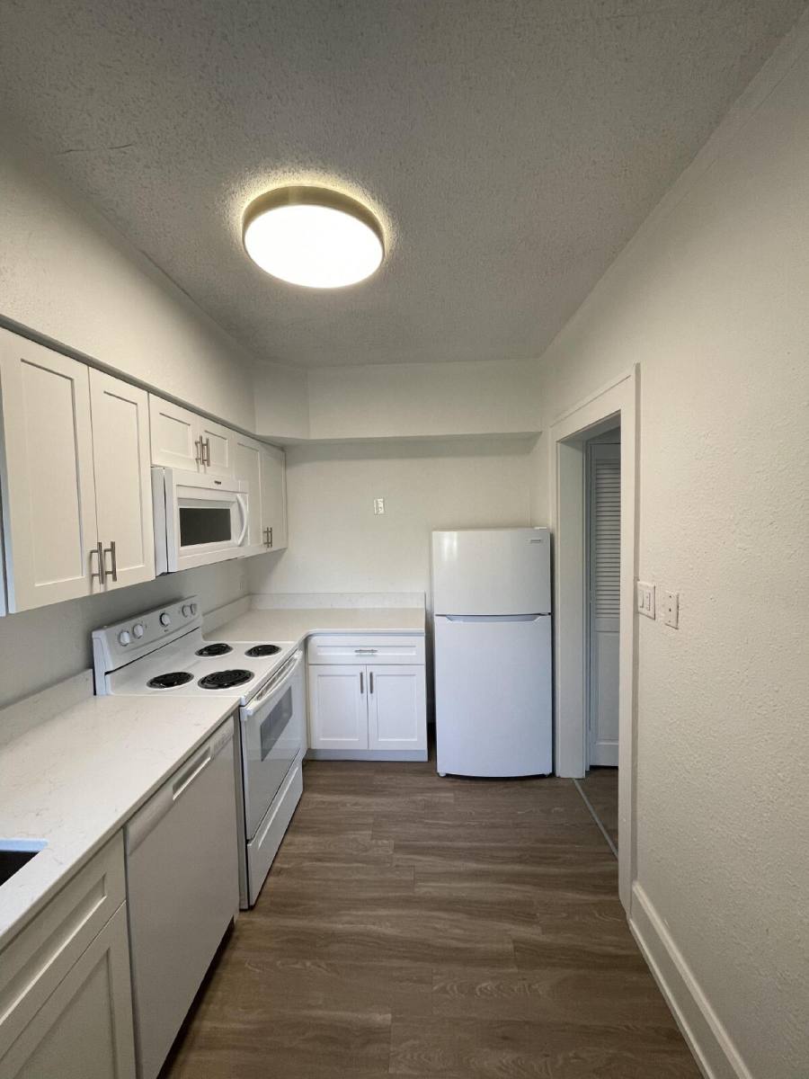 Apartment for rent at 3927 Ingersoll Ave #104, Des Moines, IA 50312