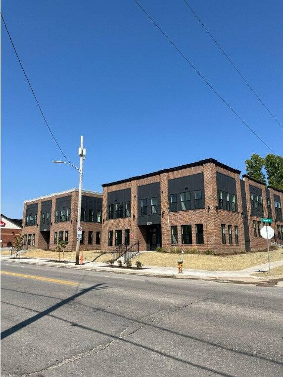 Apartment for rent at 3103 Forest Ave #102, Des Moines, IA 50311
