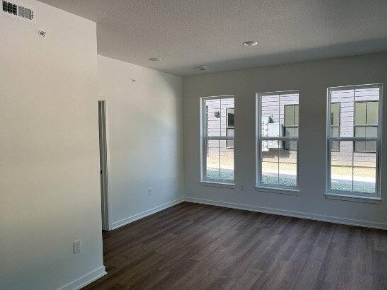 Apartment for rent at 3103 Forest Ave #104, Des Moines, IA 50311