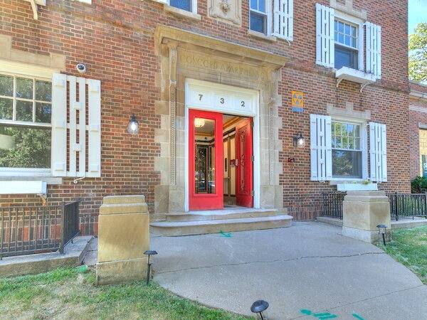 Apartment for rent at 732 18th St #104, Des Moines, IA 50314