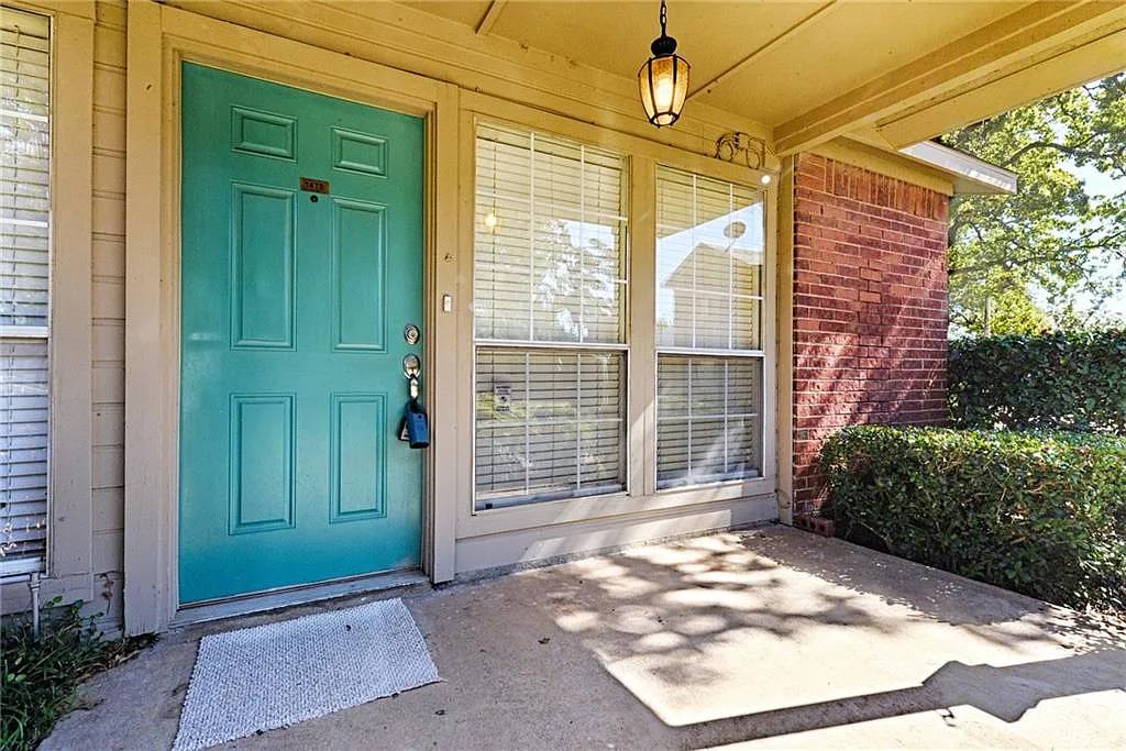 Townhouse for rent at 1473 Meadowood Village Dr, Fort Worth, TX 76120