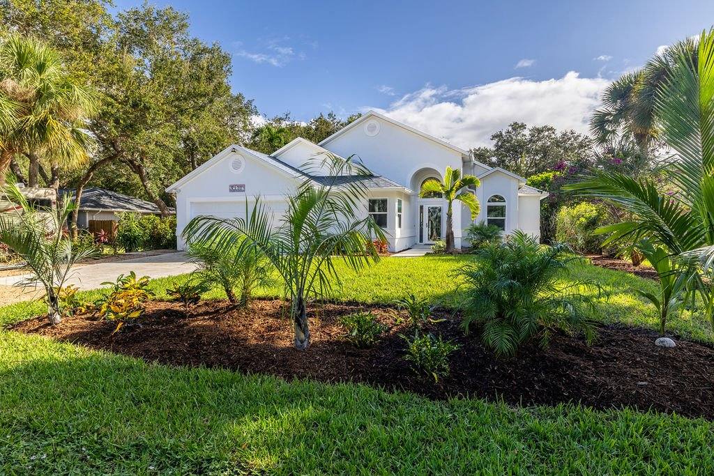 House for rent at 9330 Seagrape Dr, Vero Beach, FL 32963