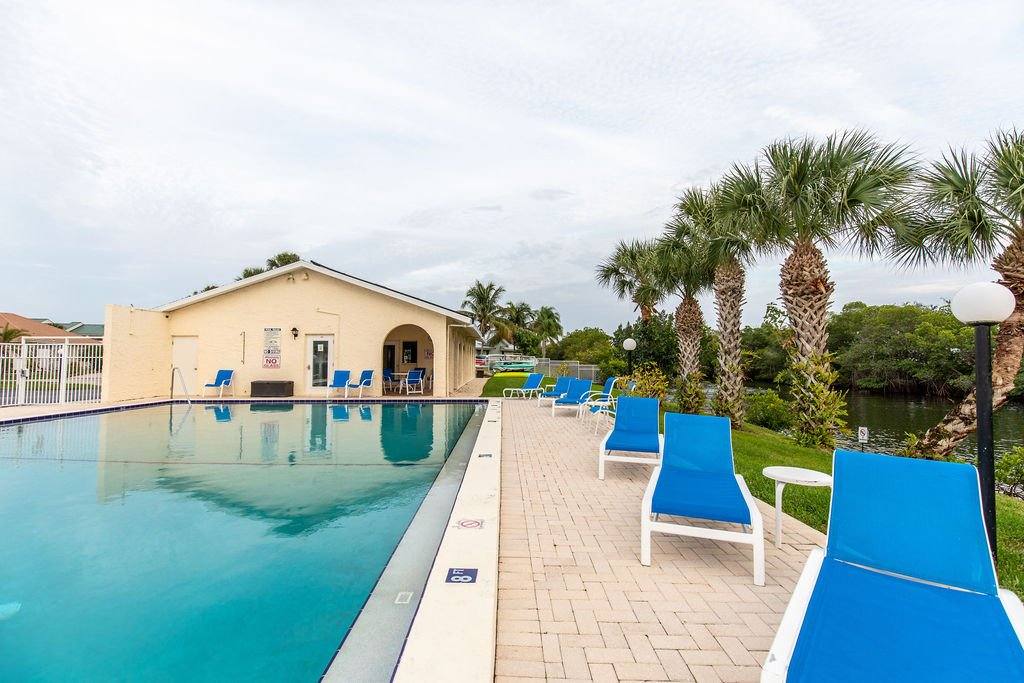 Apartment for rent at 1815 Robalo Dr #C201, Vero Beach, FL 32960