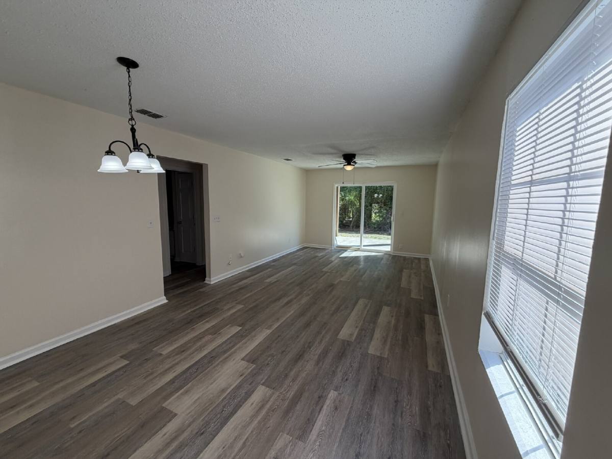 Apartment for rent at 350 Beverly St #123, Hinesville, GA 31313