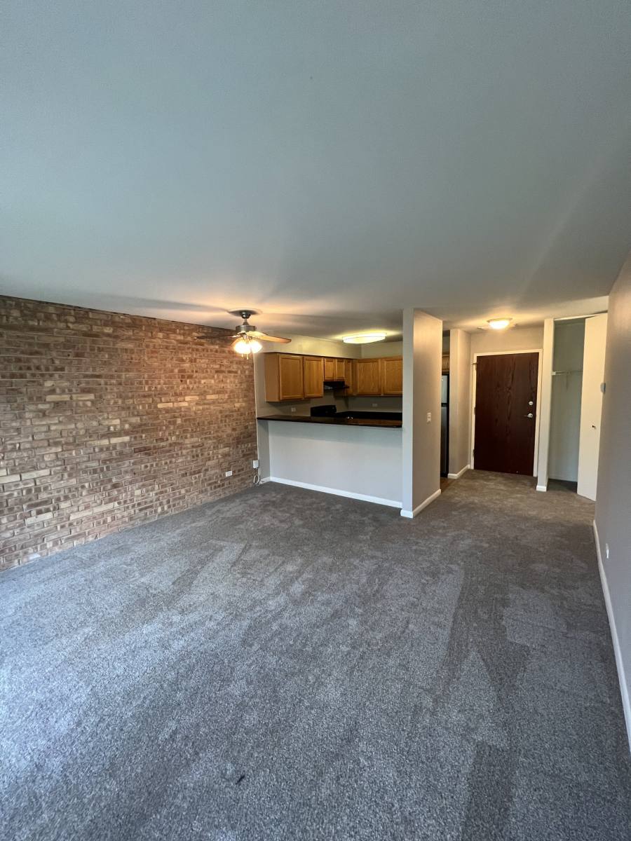 Apartment for rent at 5760 Abbey Dr #3G, Lisle, IL 60532