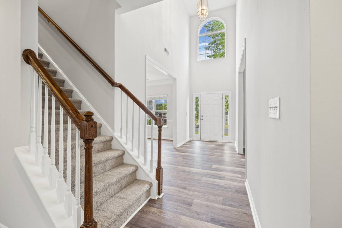 House for rent at 2704 Piersland Dr, Matthews, NC 28104