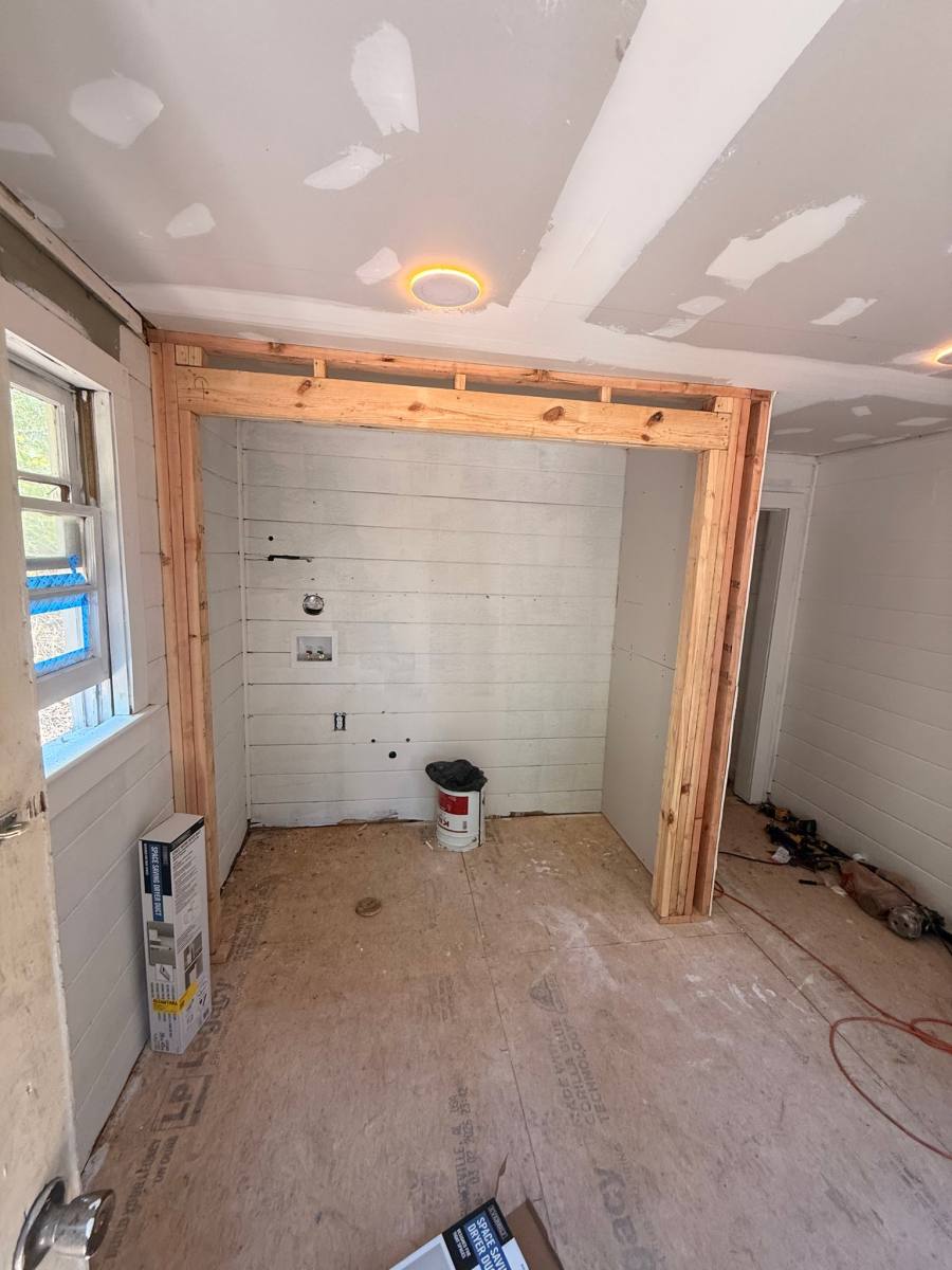 Apartment for rent at 113 Randolph St #1, Mobile, AL 36607