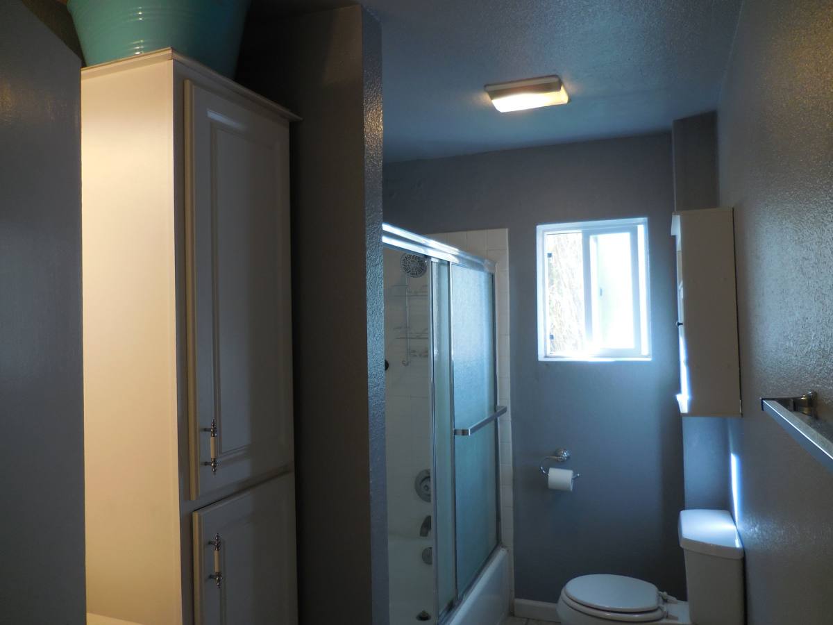 Apartment for rent at 301 Santa Clara Ave #1, Rio Vista, CA 94571