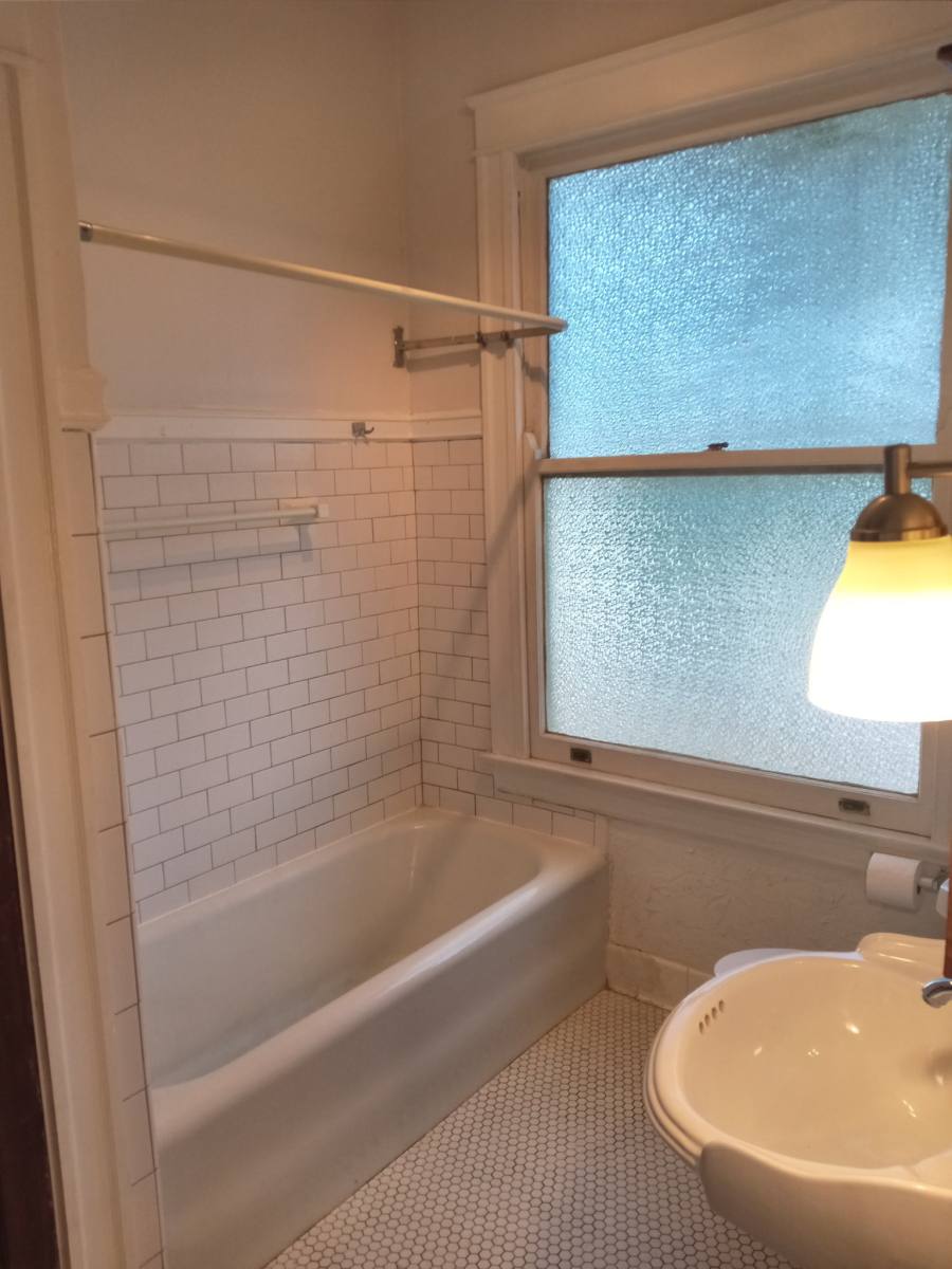 Apartment for rent at 3343 Esplanade Ave #9, New Orleans, LA 70119