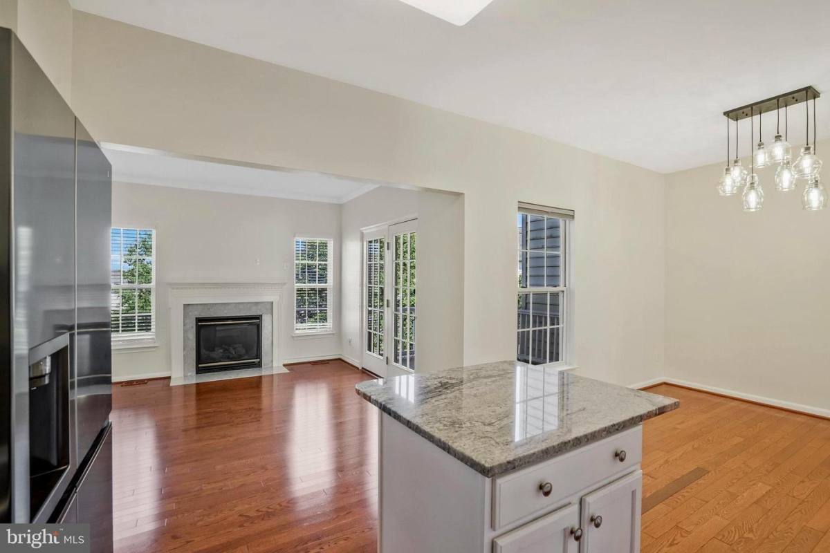 Townhouse for rent at 8034 Horseshoe Cottage Circle, Lorton, VA 22079