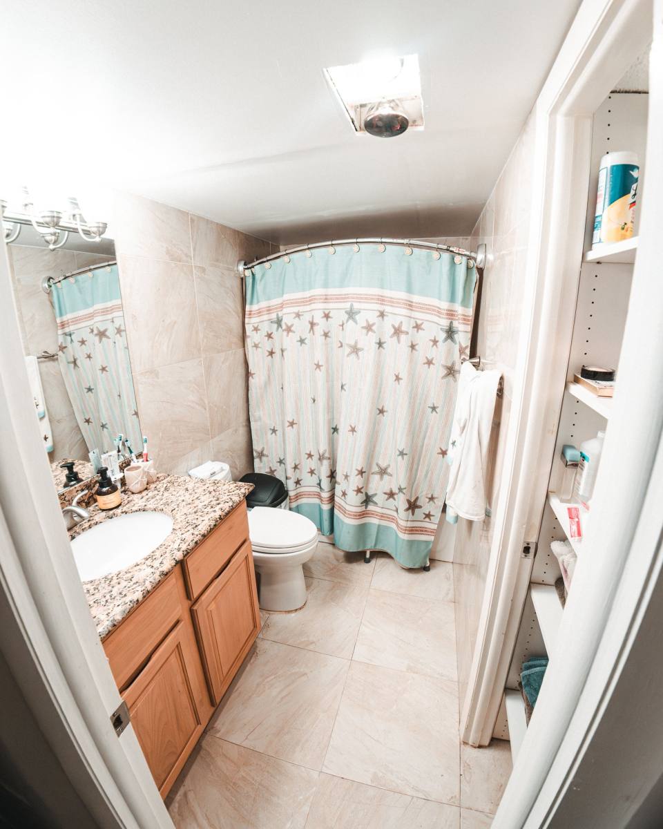 Apartment for rent at 204 Lake Frances Dr, West Palm Beach, FL 33411