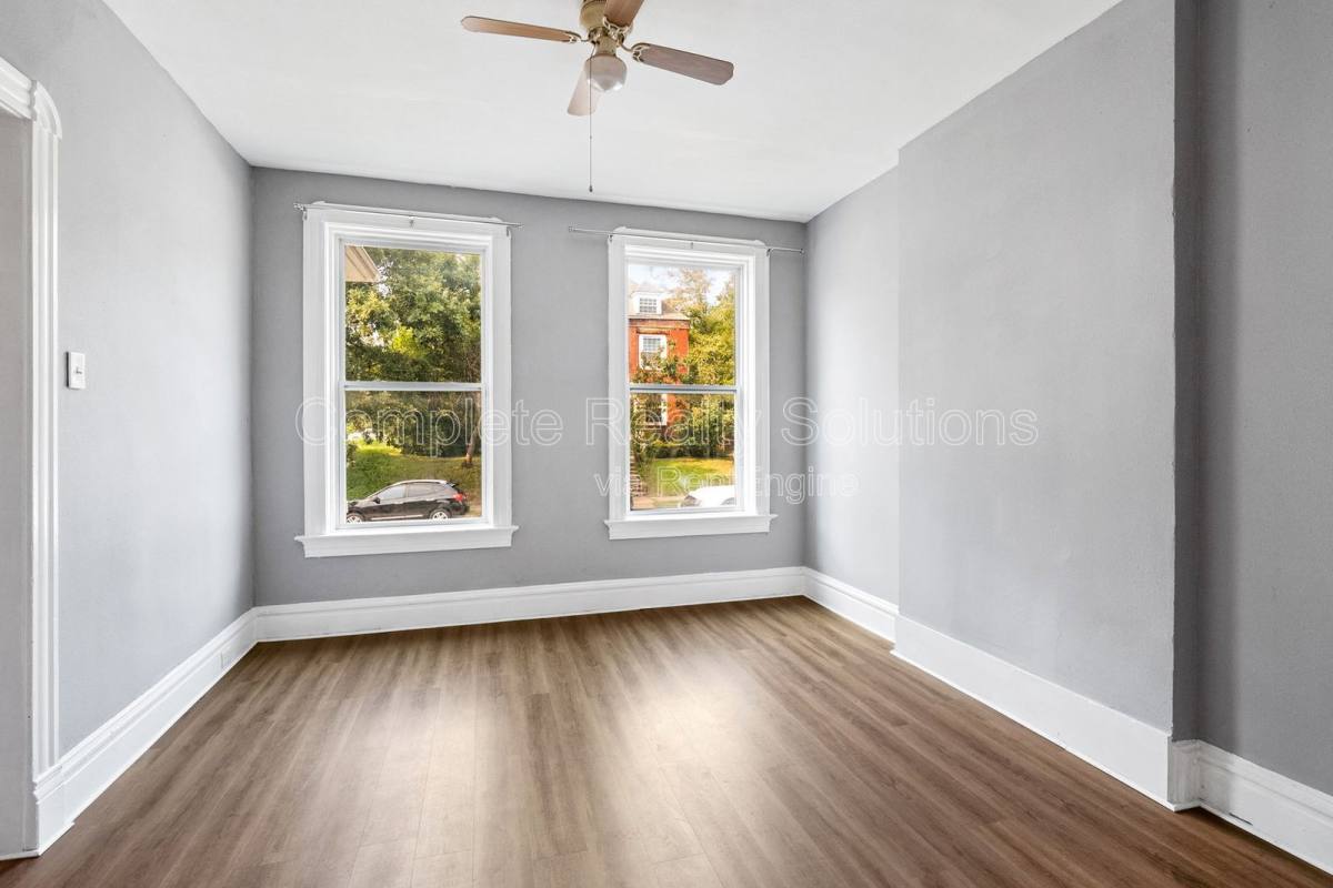 Apartment for rent at 5130 Kensington Ave #1, Saint Louis, MO 63108