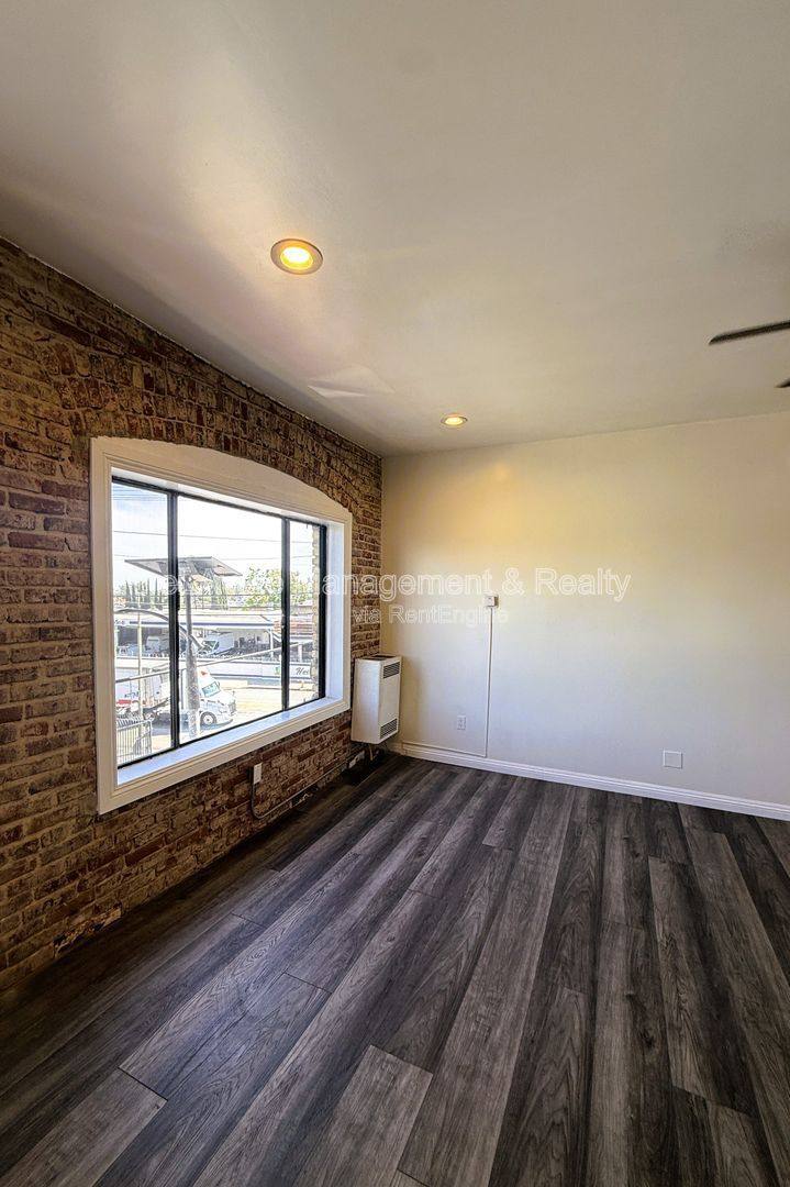 Apartment for rent at 2195 Whittier Blvd #205, Los Angeles, CA 90023