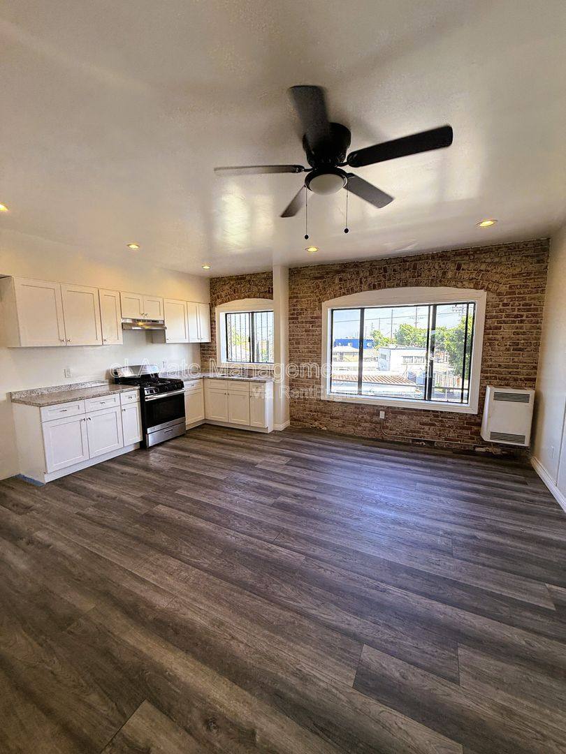 Apartment for rent at 2195 Whittier Blvd #205, Los Angeles, CA 90023