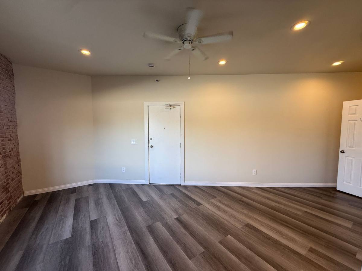 Apartment for rent at 2195 Whittier Blvd #205, Los Angeles, CA 90023