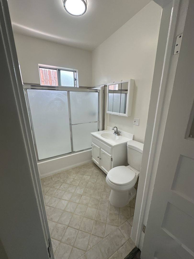 Apartment for rent at 3663 Whittier Blvd #4, Los Angeles, CA 90023