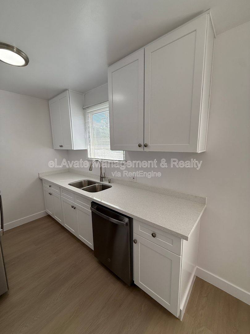 Apartment for rent at 14119 Gilmore St #5, Van Nuys, CA 91401