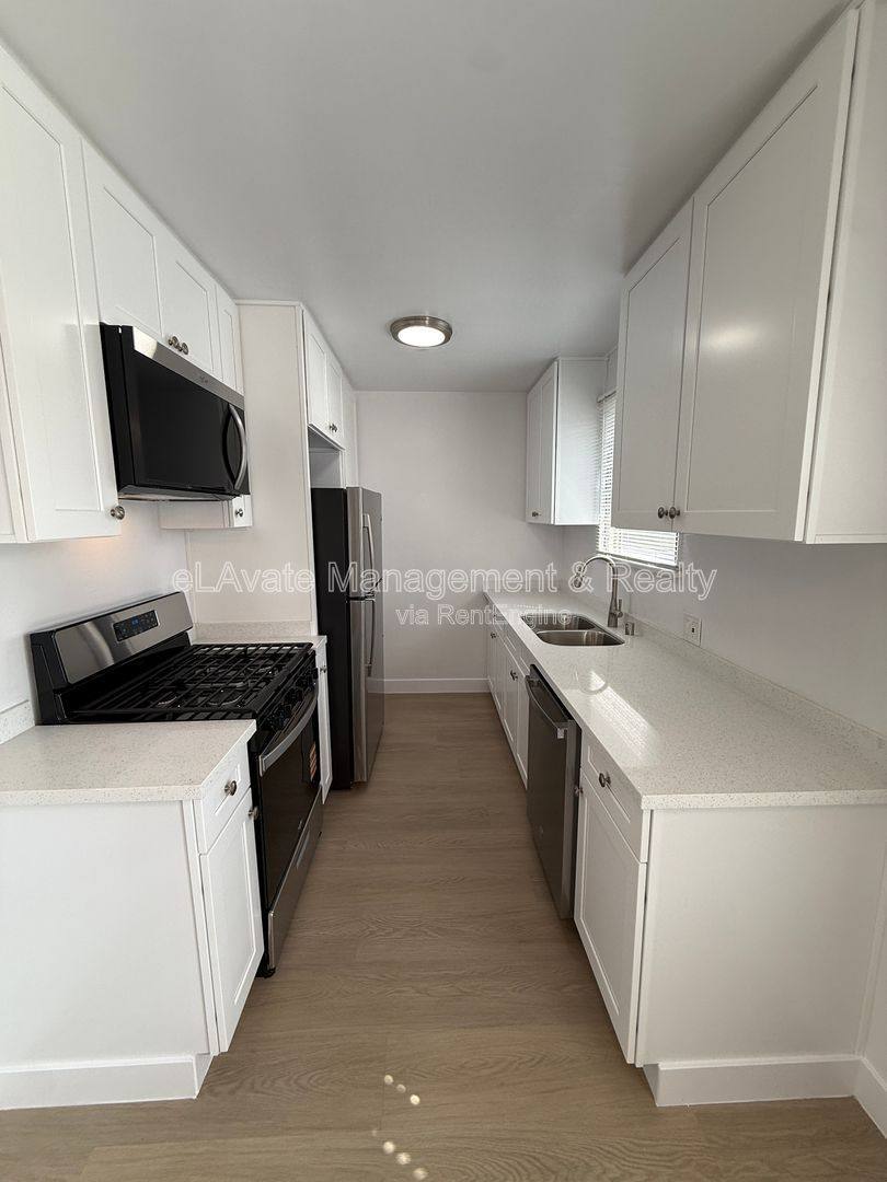 Apartment for rent at 14119 Gilmore St #5, Van Nuys, CA 91401